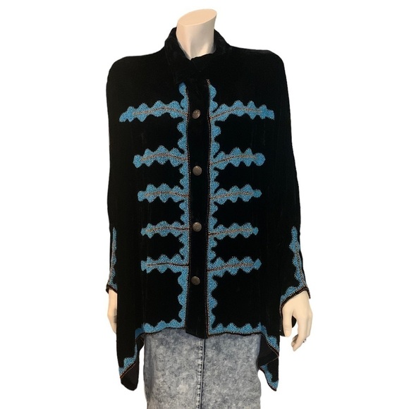 the vintage collection Jackets & Blazers - The Vintage Collection black velvet long sleeve button down with beading